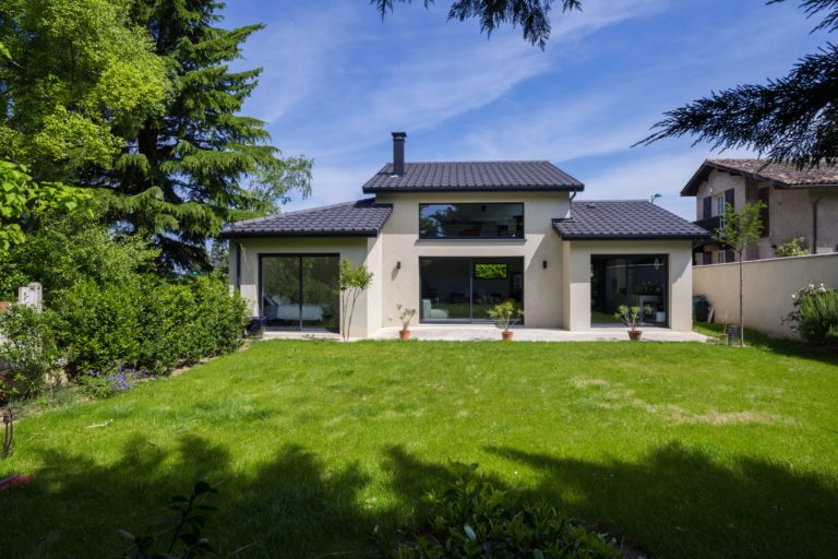 petite-maison-traditionnelle-Lyon