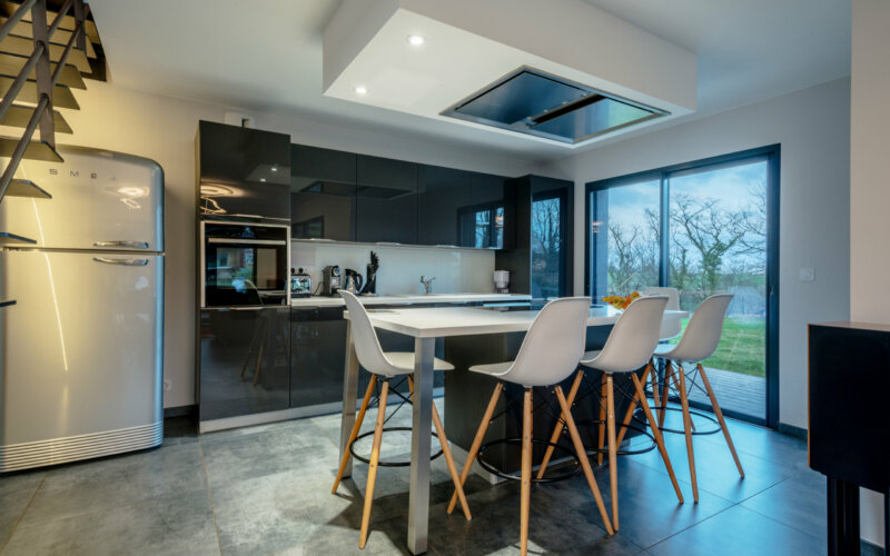 cuisine_chaise_haute_moderne